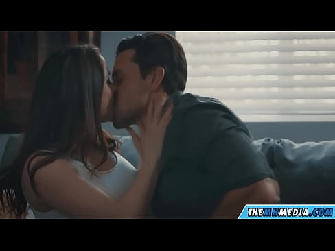 ❤️ Ρομαντικό σεξ με μια καλή μαμά με πλούσιο στήθος ❤️ Πορνό βίντεο